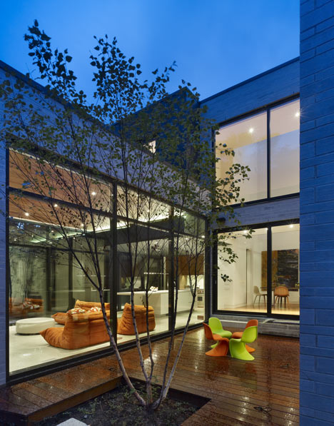 Cedarvale Ravine House by Drew Mandel Cedarvale Ravine House by Drew Mandel