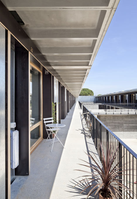Student Housing by H Arquitectes and dataAE