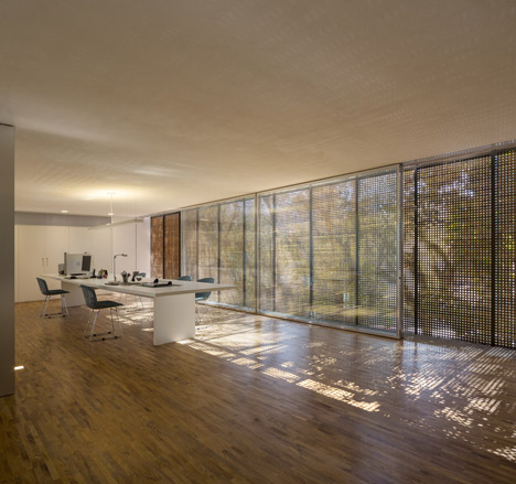 Studio R by Studio MK27 Studio R by Studio MK27