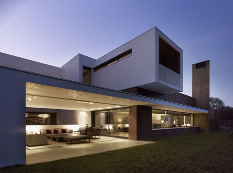 Vivienda en la Moraleja by DAHL&GHG