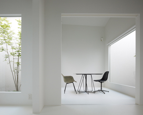 Chiyodanomori Dental Clinic by Hironaka Ogawa Chiyodanomori Dental Clinic by Hironaka Ogawa