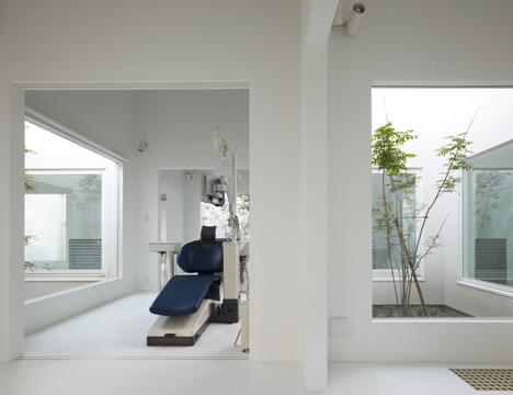 Chiyodanomori Dental Clinic by Hironaka Ogawa Chiyodanomori Dental Clinic by Hironaka Ogawa