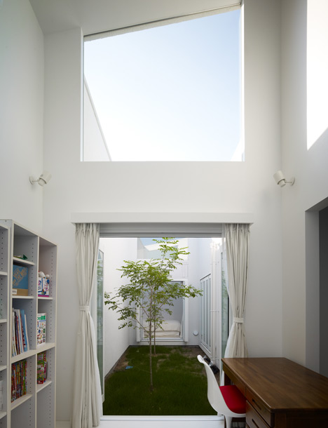 Chiyodanomori Dental Clinic by Hironaka Ogawa Chiyodanomori Dental Clinic by Hironaka Ogawa