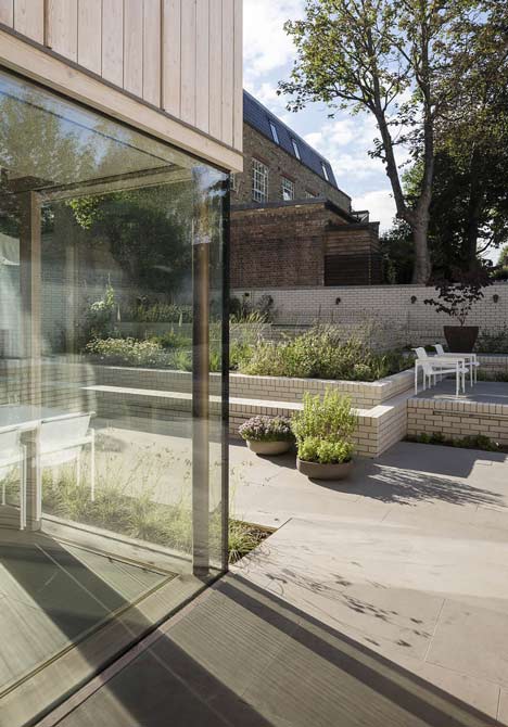 East London House by David Mikhail Architects