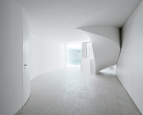 Villa L by Powerhouse Company Villa L by Powerhouse Company