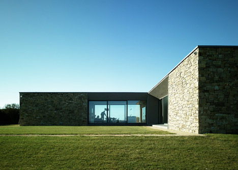 Carnivan House by Aughey O'Flaherty Architects Carnivan House by Aughey O'Flaherty Architects