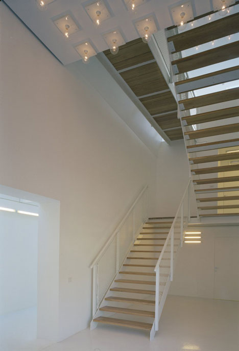 Elsa Morante Library by DAP Studio Elsa Morante Library by DAP Studio
