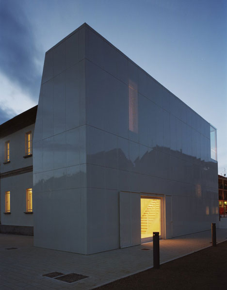 Elsa Morante Library by DAP Studio Elsa Morante Library by DAP Studio