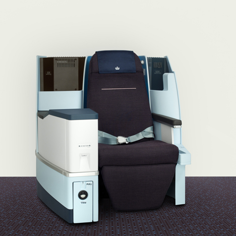 KLM World Business Class cabin by Hella Jongerius KLM World Business Class cabin by Hella Jongerius