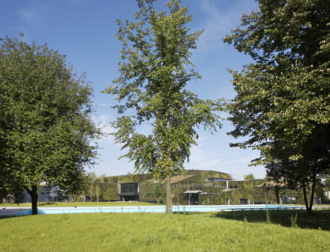 Sportplaza Mercator by VenhoevenCS Sportplaza Mercator by VenhoevenCS