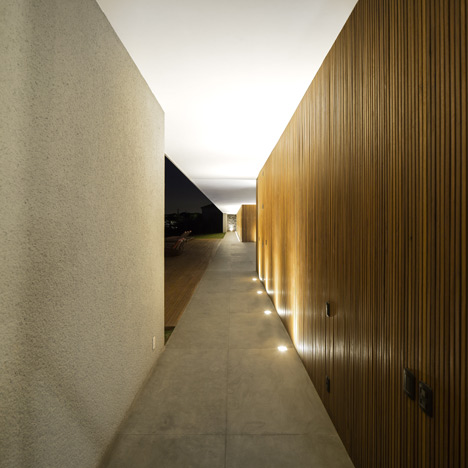 Casa Lee by Studio MK27 Casa Lee by Studio MK27
