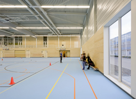 De Rietlanden Sports Hall by Slangen + Koenis Architects