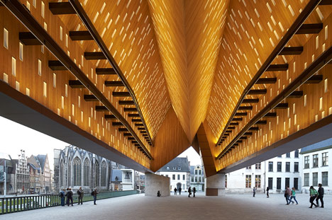 Market Hall by Robbrecht en Daem and Marie-José Van Hee