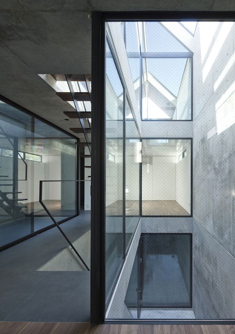 NEUT by Apollo Architects & Associates NEUT by Apollo Architects & Associates