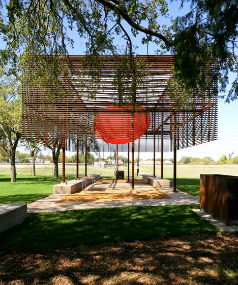 Nexus House by Johnsen Schmaling Architects