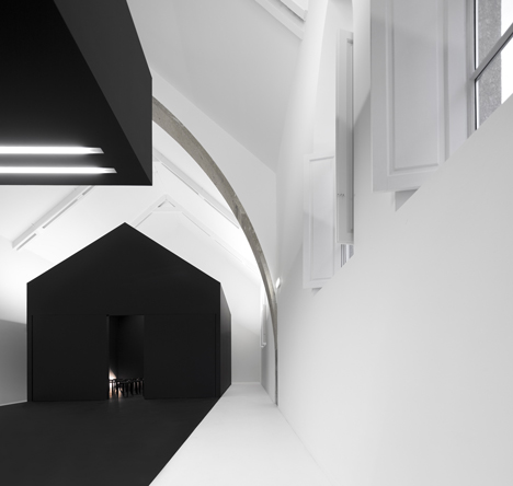 Centro Interpretação do Românico Paredes by spaceworkers