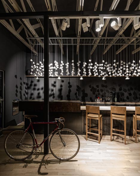 Origo Coffee Shop by Lama Architectura