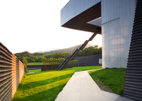 Nanjing Sifang Art Museum by Steven Holl Architects Nanjing Sifang Art Museum by Steven Holl Architects