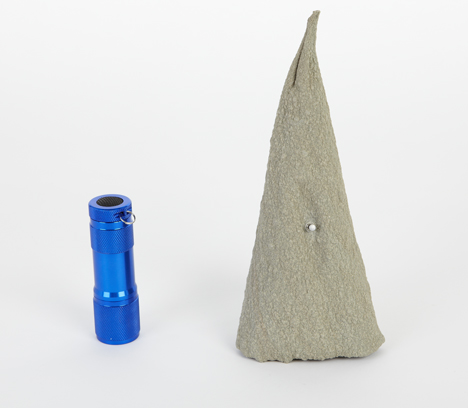 BioElectric plastic made of chitin from crab shells by Jeongwon Ji