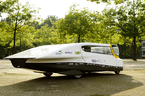 Solar-powered family car by Eindhoven University of Technology