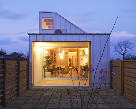 Dogsalon by Horibe Associates