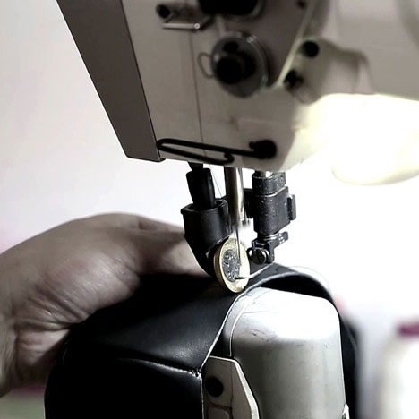 dezeen_Making of Zaha Hadids NOVA shoes for United Nude_3