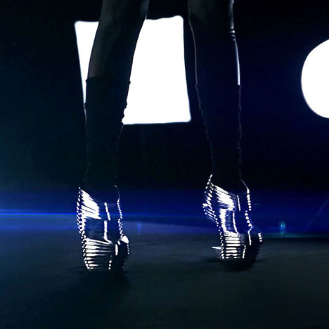 dezeen_Making of Zaha Hadids NOVA shoes for United Nude_5