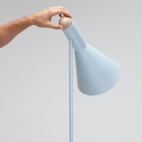 dezeen_Switch Floor Lamp by Tim Webber Design_5