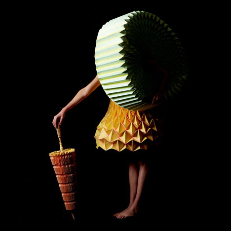 Entfaltung by Jule Waibel