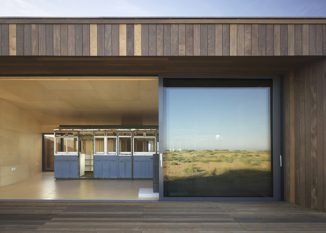 El Ray at Dungeness Beach by Simon Conder Associates