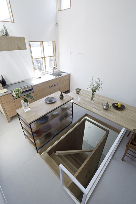 House in Itami by Tato Architects