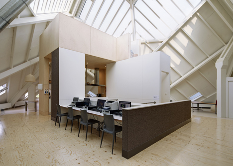 Renovation of Piet Bloms' Supercube by Personal Architecture