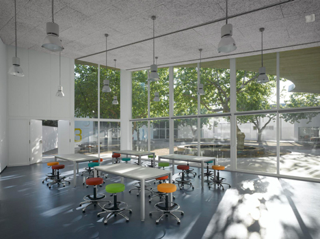 Kid University by Paredes Pedrosa