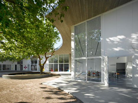Kid University by Paredes Pedrosa