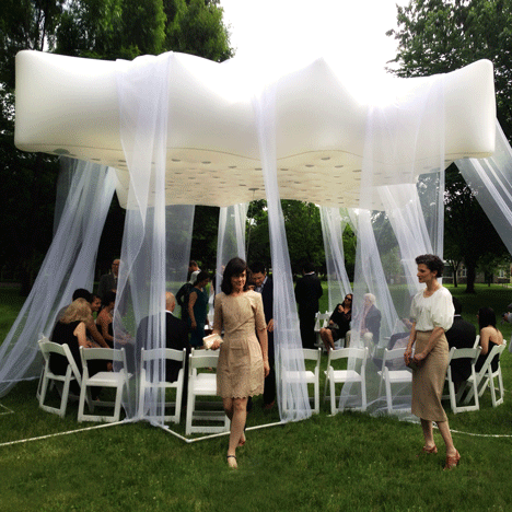 dezeen_floatastic_by_qastic_sq_1