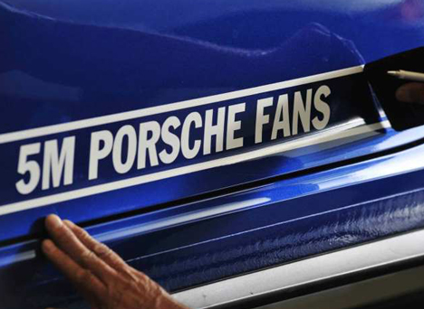 Porsche 911 designed by Facebook Fans