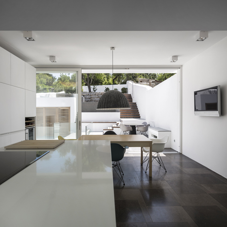 Casa 103 by Marlene Uldschmidt