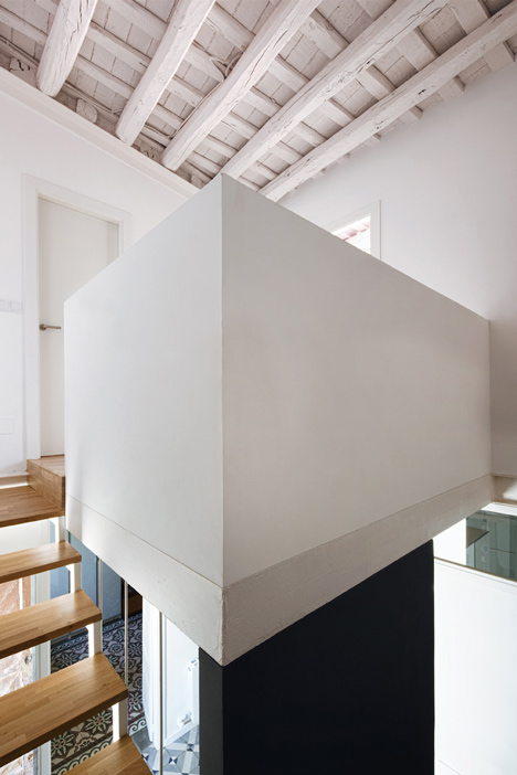 Casa by 2260mm Architects