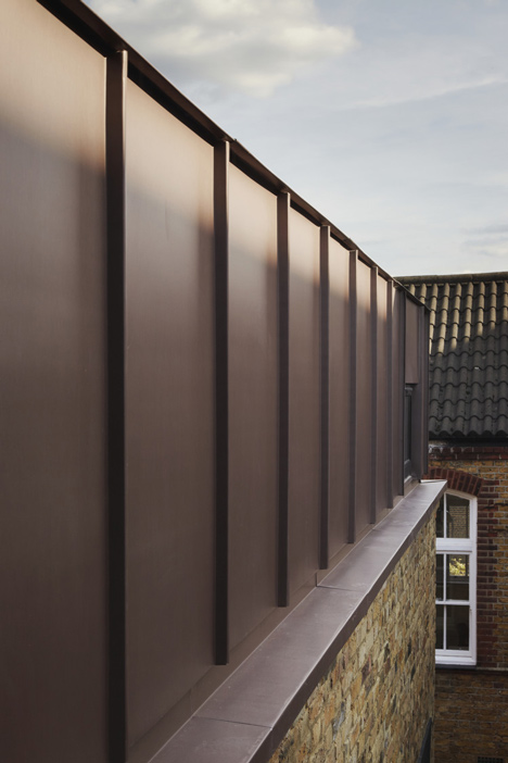 Classroom extension by Studio Webb Architects