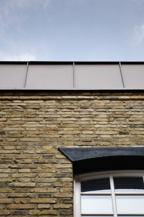 Classroom extension by Studio Webb Architects