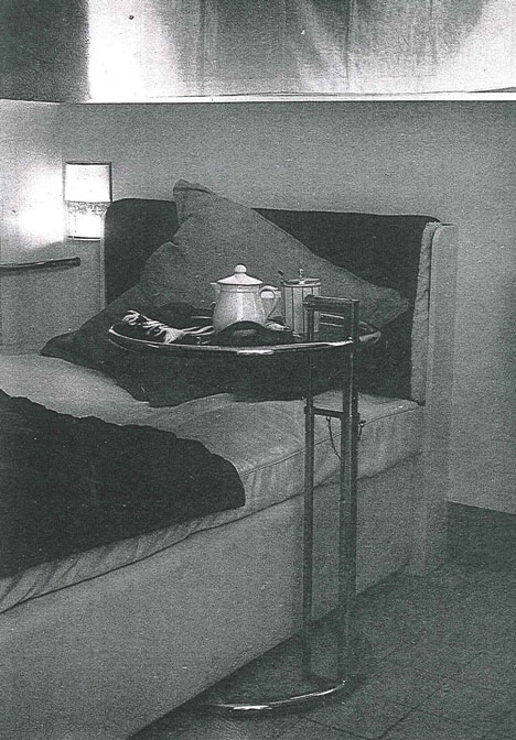 E1027 House interior 