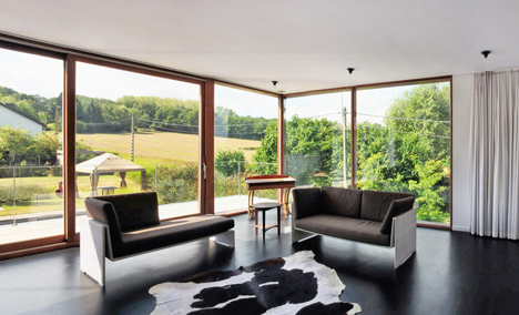 House Wiva by Oyo