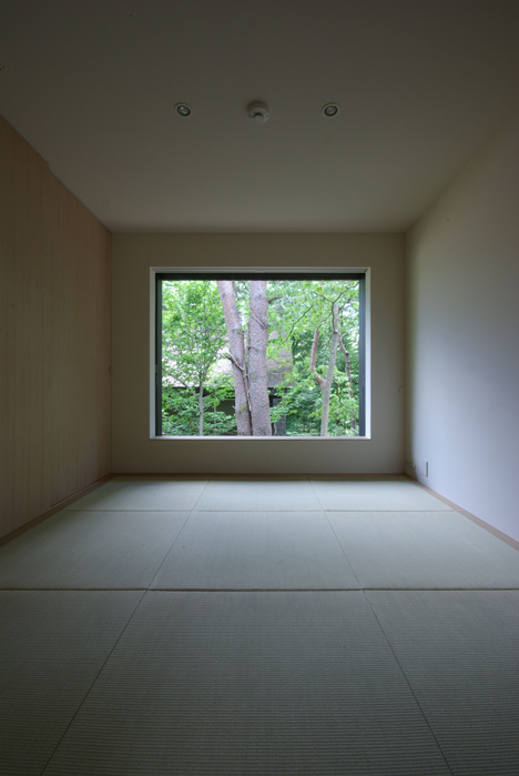 House in Fujizakura by Case Design Studio