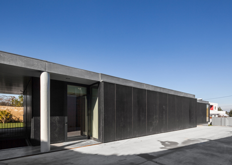 House in Mosteiro by Arquitectos Matos