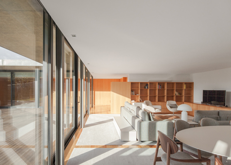House in Mosteiro by Arquitectos Matos