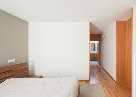 House in Mosteiro by Arquitectos Matos