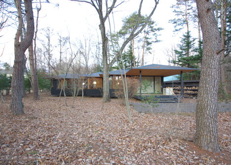 House in Oiwake by Case Design Studio