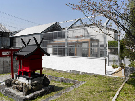House of 33 Years by Megumi Matsubara
