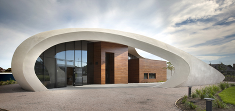 Maggie’s Centre by Snohetta