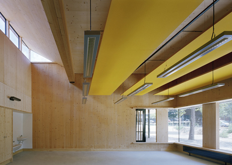 Paul Chevallier School by Tectoniques